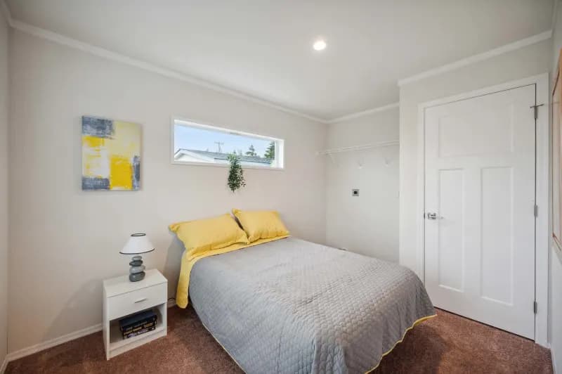 Ridgewood j400 bedroom home features