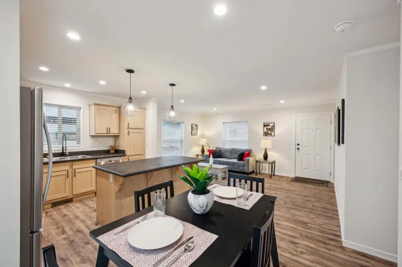 Ridgewood j882 kitchen home features