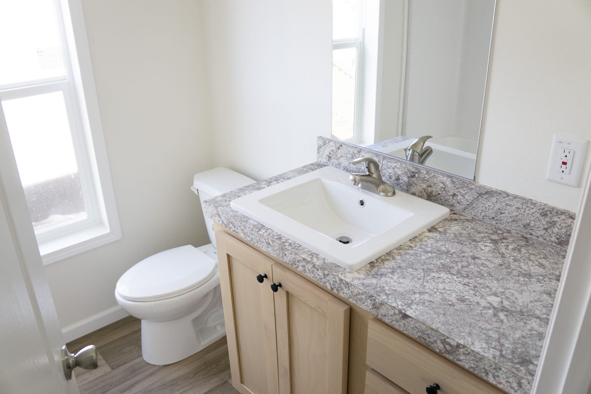 Pure 14663m  home features
