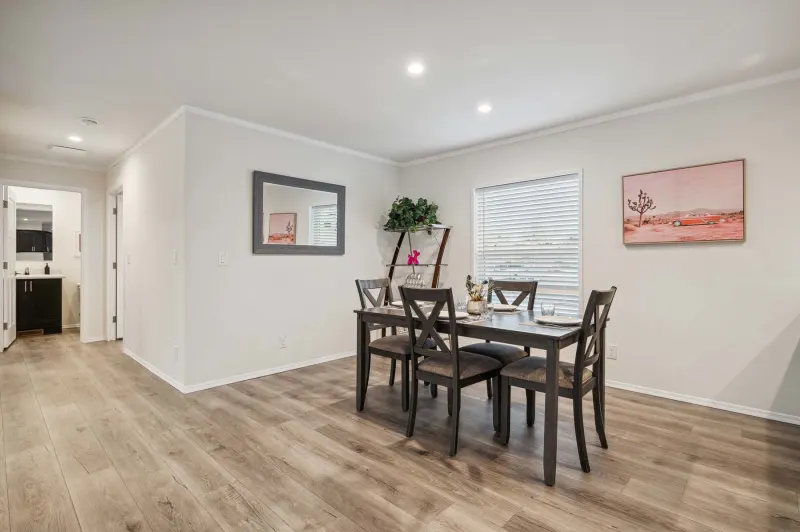 Ridgewood j935c interior home features