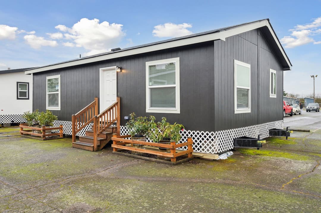 Ridgewood j882 elevation and exterior home features