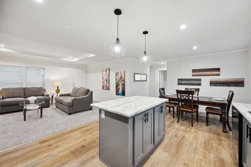 Millcreek 4400 kitchen home features