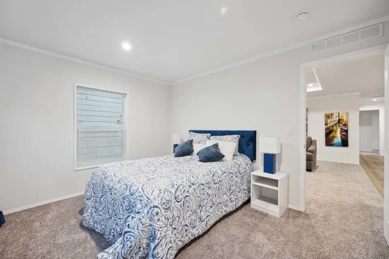 Millcreek 4400 bedroom home features